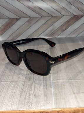 Vanlinker Tortoiseshell Women's Sunglasses